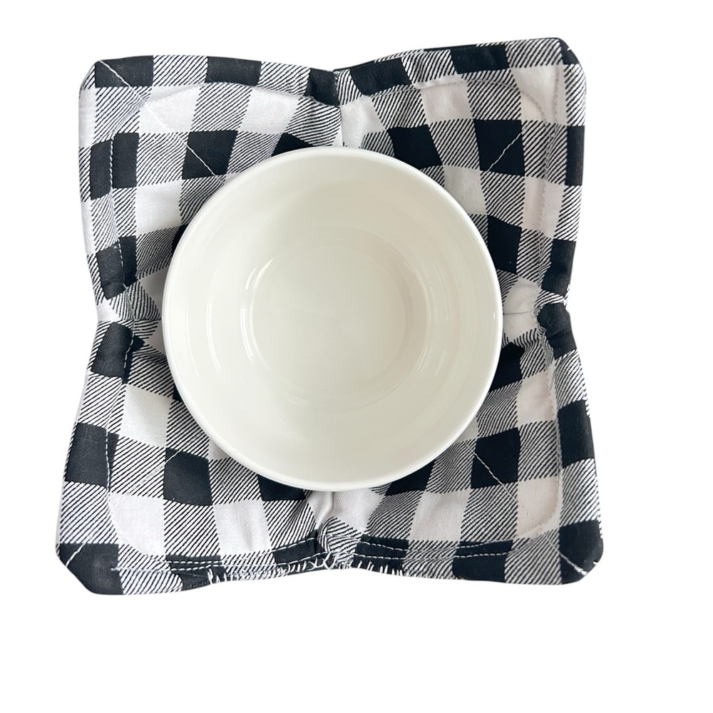 Hand Crafted Black and White Buffalo Plaid Microwave Small Bowl Cozy 100% Cotton - Picture 8 of 9